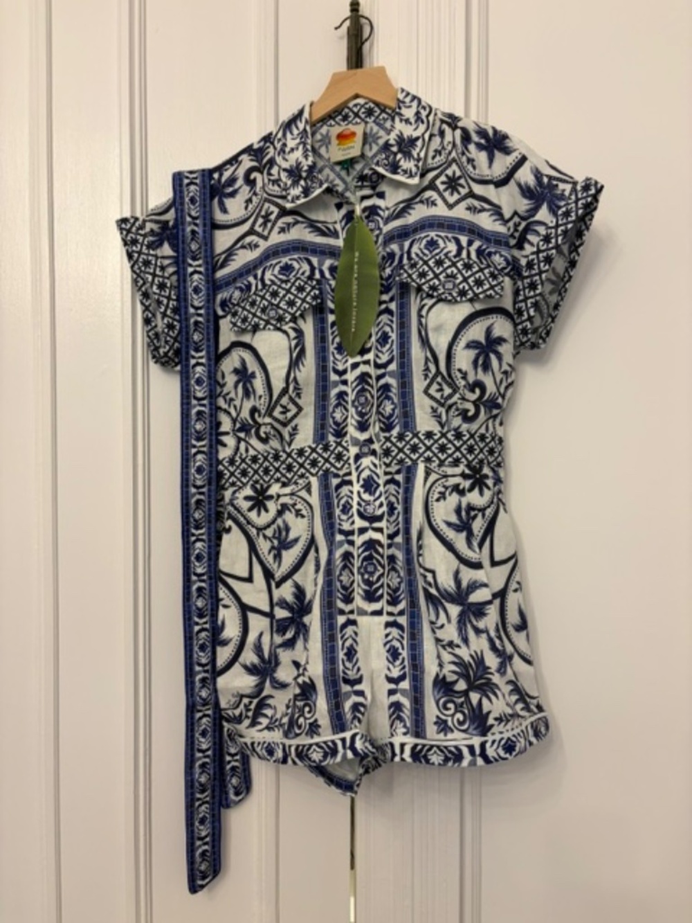 NWT FARM Rio Blue & White Linen Belted Romper Size M - Picture 4 of 5